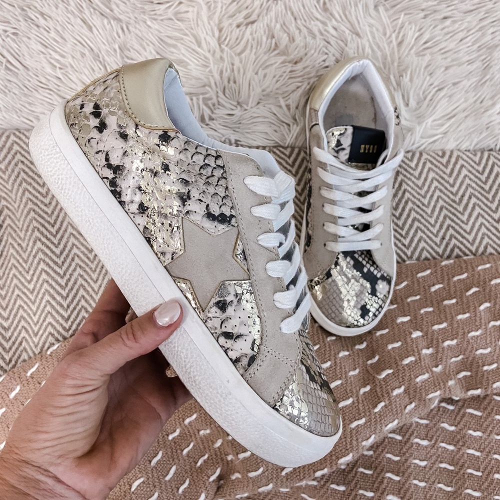 Steve Madden snakeskin sneakers size 6 gently worn a couple times